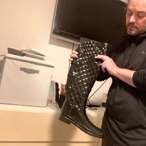 COPY - HUNTER BOOTS!!!!